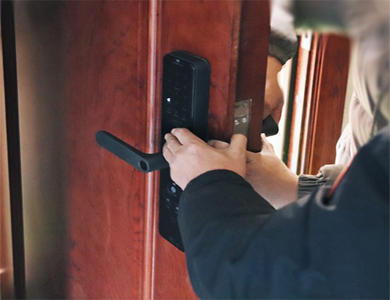 富阳24小时上门开锁公司